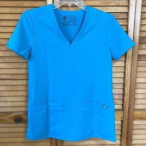 FIGS Teal 3-pocket Casma Top